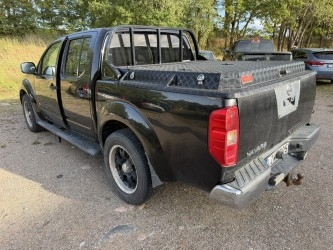 Nissan Navara 2012, bild 3/7
