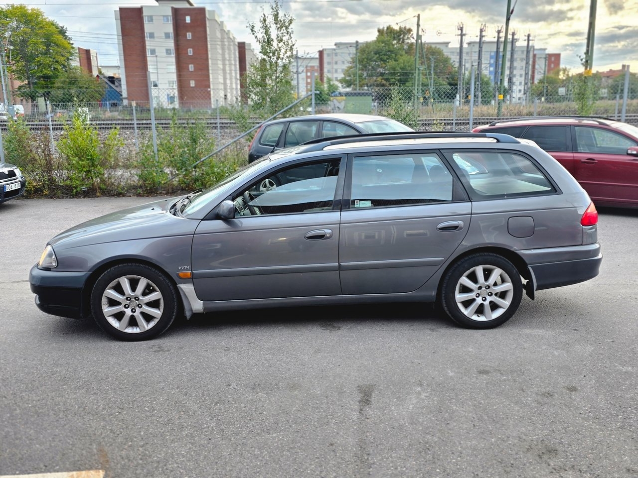 Toyota Avensis 2002, bild 7/10