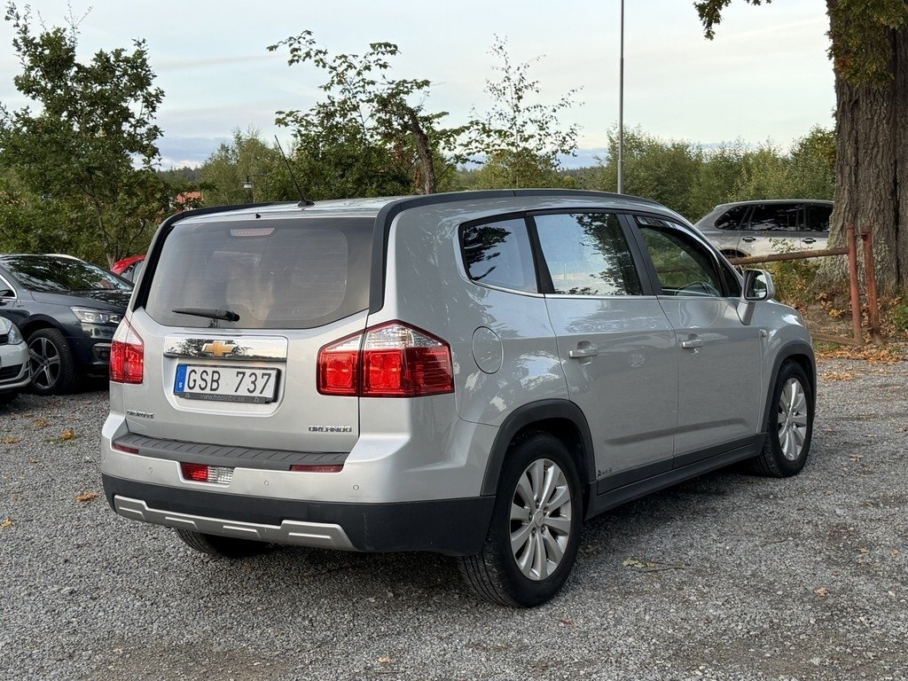 Chevrolet Orlando 2012, kuva 3/10