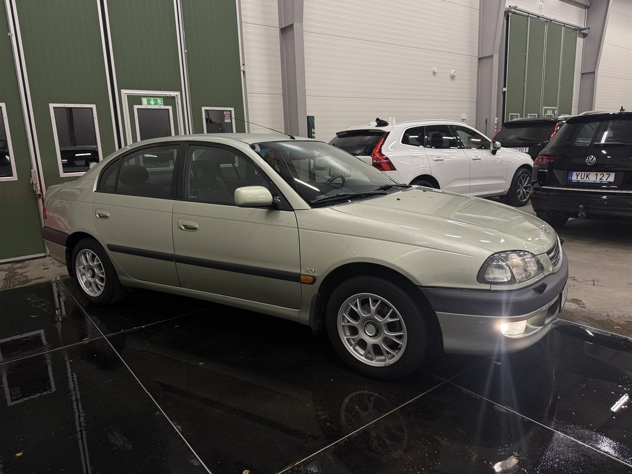 Toyota Avensis 1998, bild 6/10