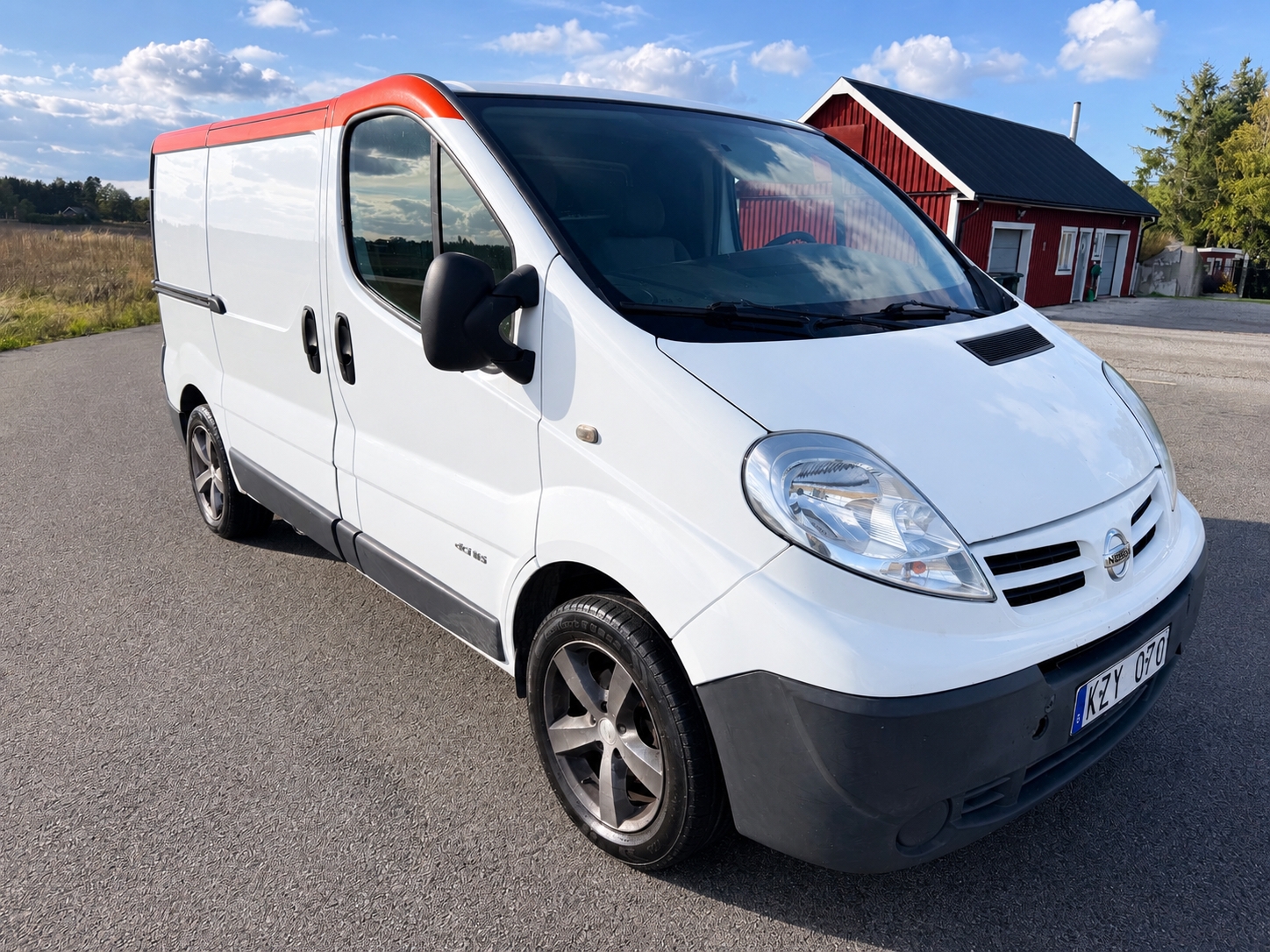 Nissan Primastar 2.9t 2.0 dCi Manuell 2007, bild 2/4