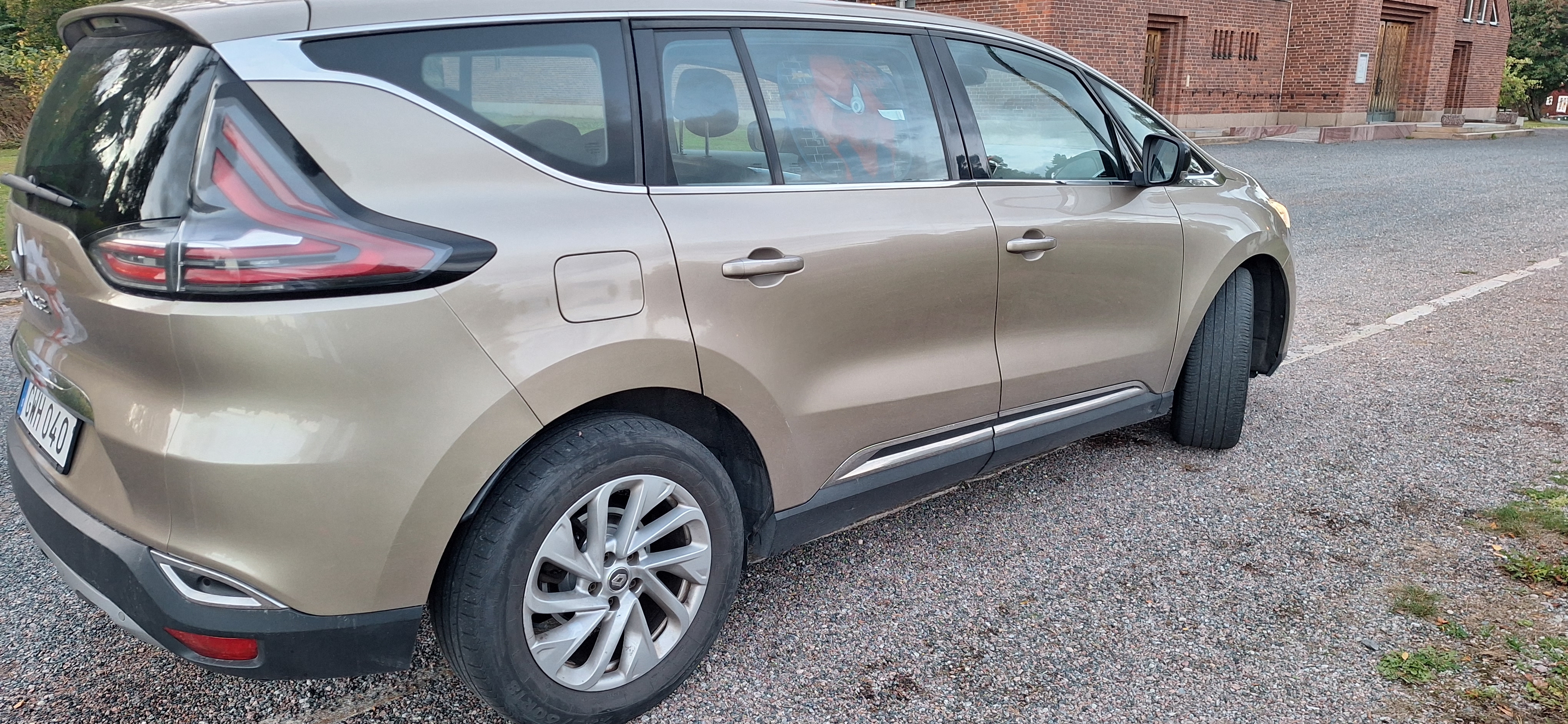 Renault Espace 1.6 dCi EDC 2015, photo 3/5