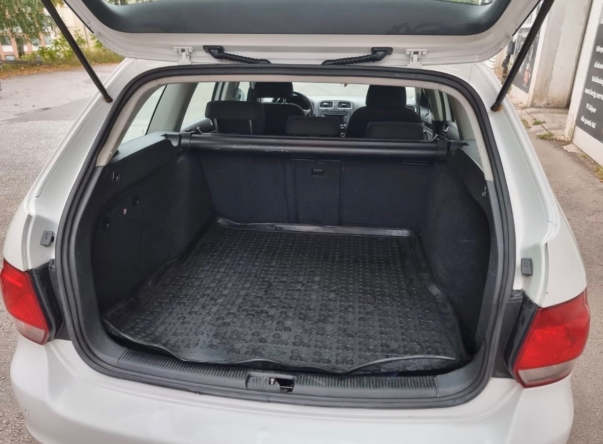 Volkswagen Golf 2012, kuva 4/4