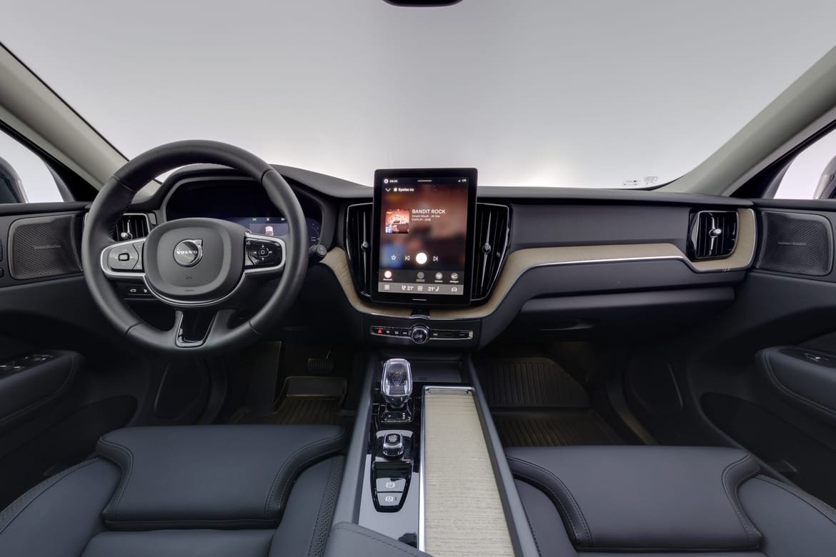 Volvo XC60 T6 Plus Dark Nordic Edition 2026, kuva 7/10