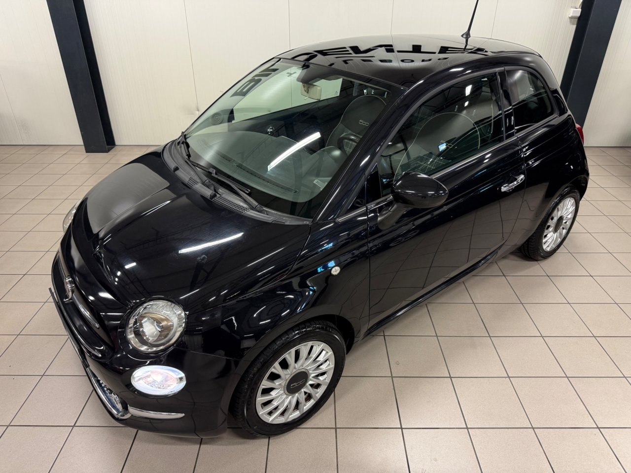 Fiat 500 1.2 8V Lounge 69hk 2017, bild 2/10