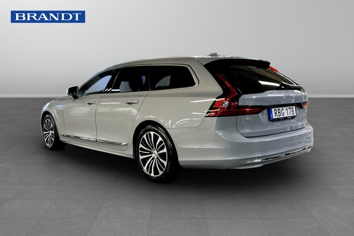 Volvo V90 T6 Core Edition 2025, kuva 2/9