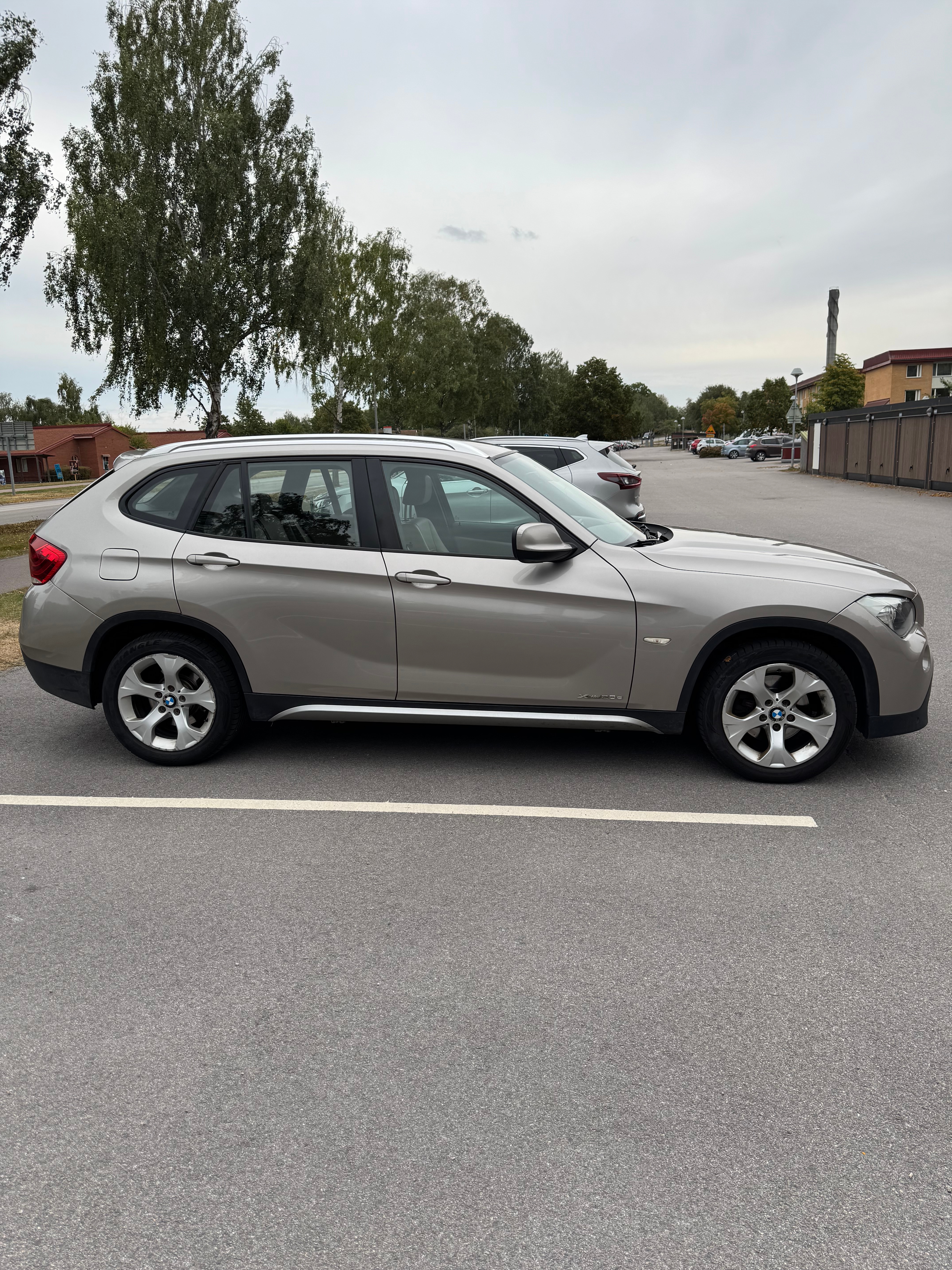 BMW X1 xDrive20d Steptronic 2011, kuva 6/10