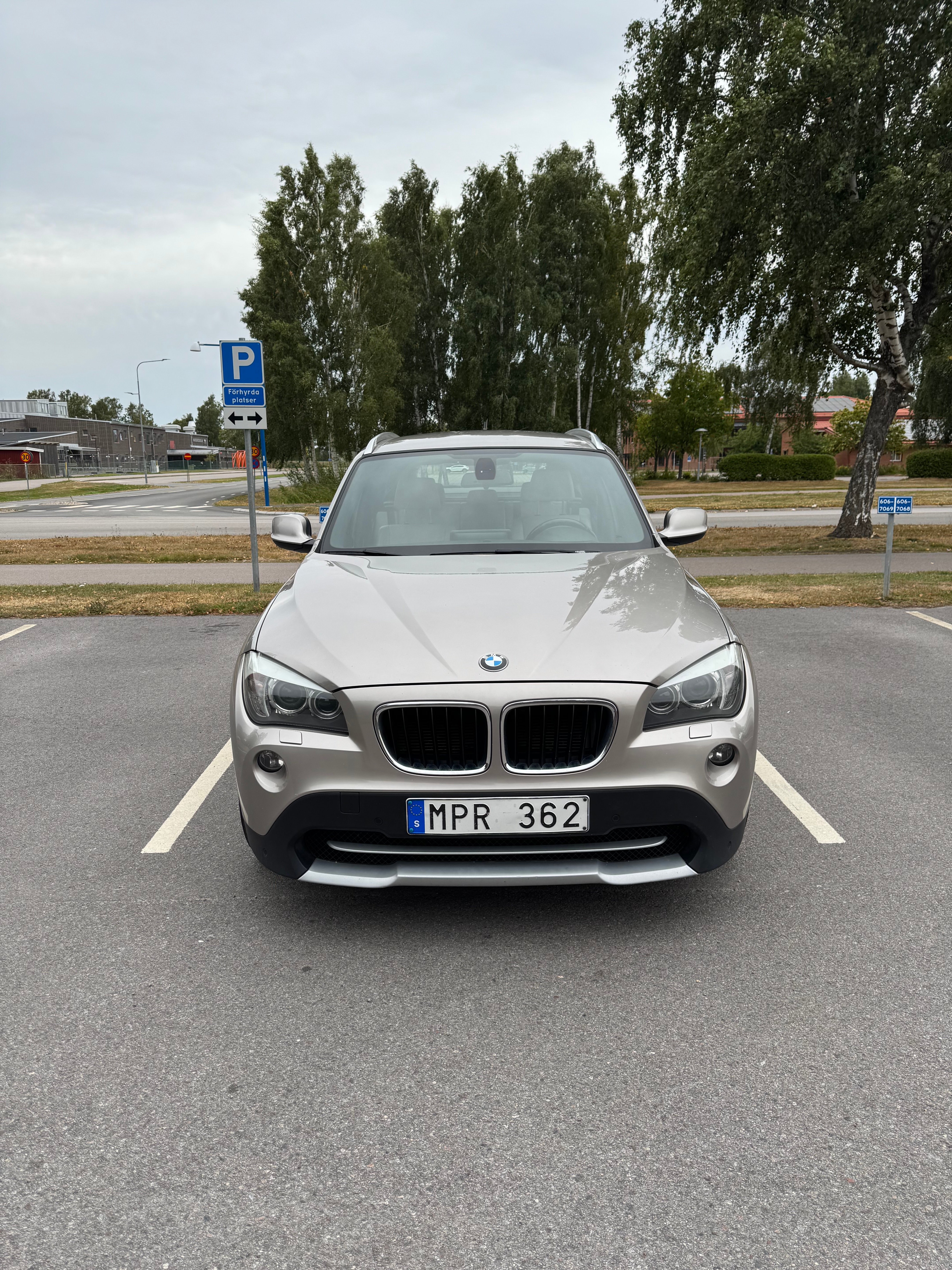 BMW X1 xDrive20d Steptronic 2011, kuva 2/10