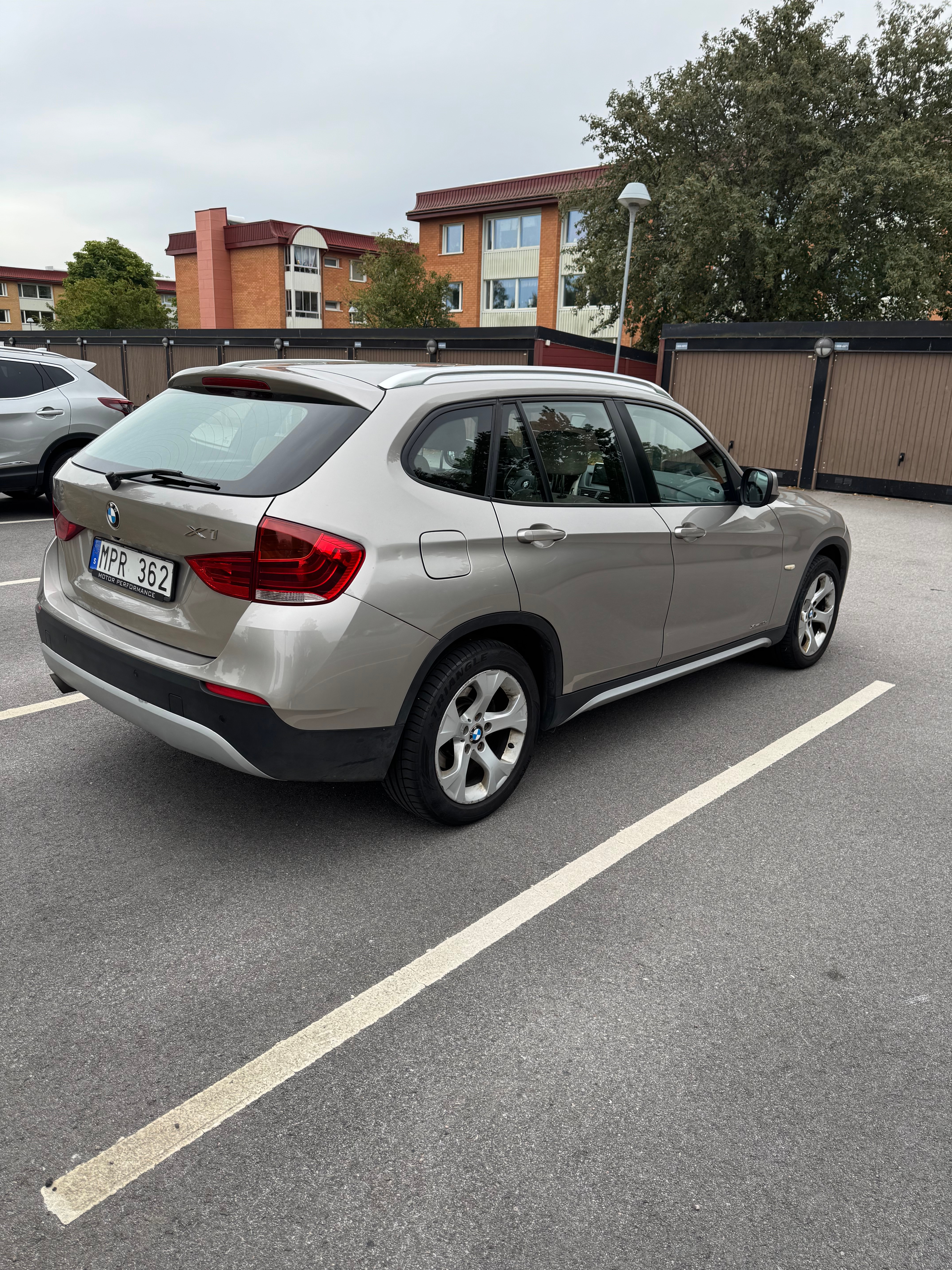 BMW X1 xDrive20d Steptronic 2011, kuva 4/10