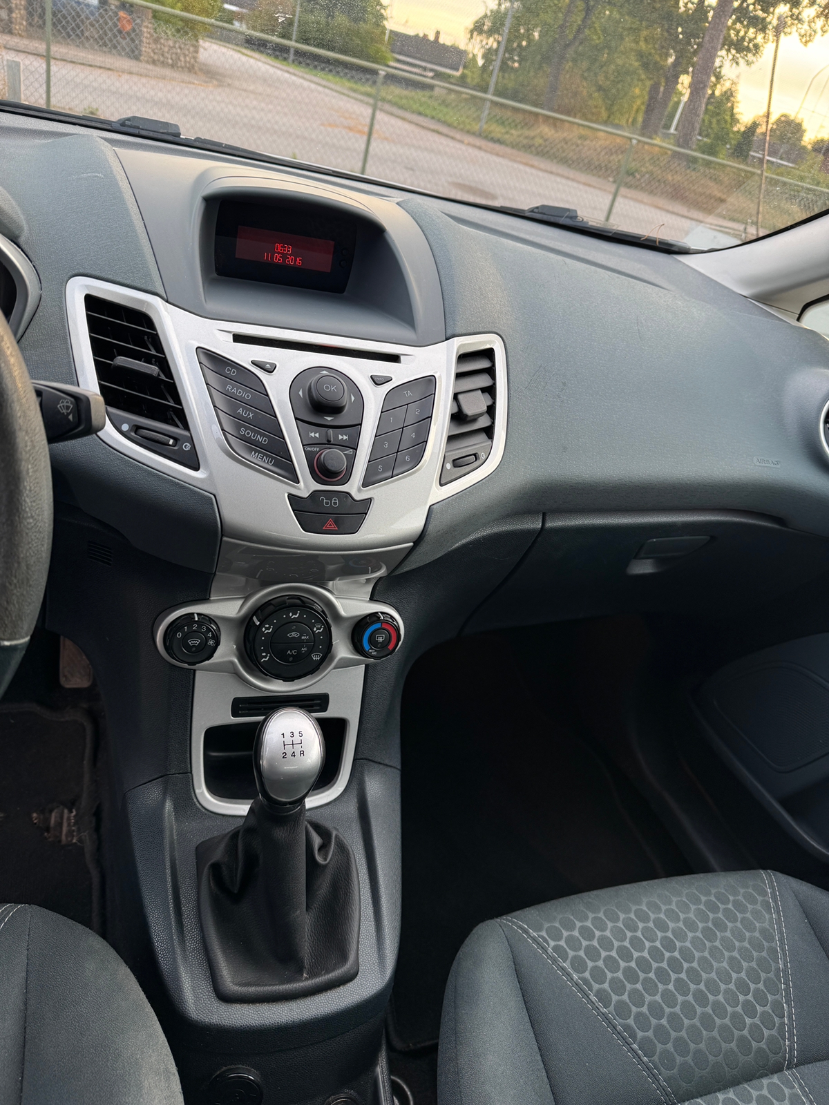Ford Fiesta 5-dörrar 1.25 Manuell 2010, kuva 6/7