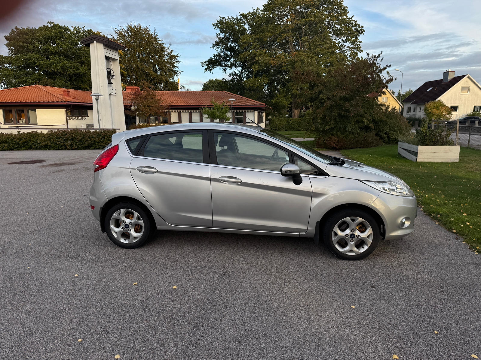 Ford Fiesta 5-dörrar 1.25 Manuell 2010, kuva 3/7