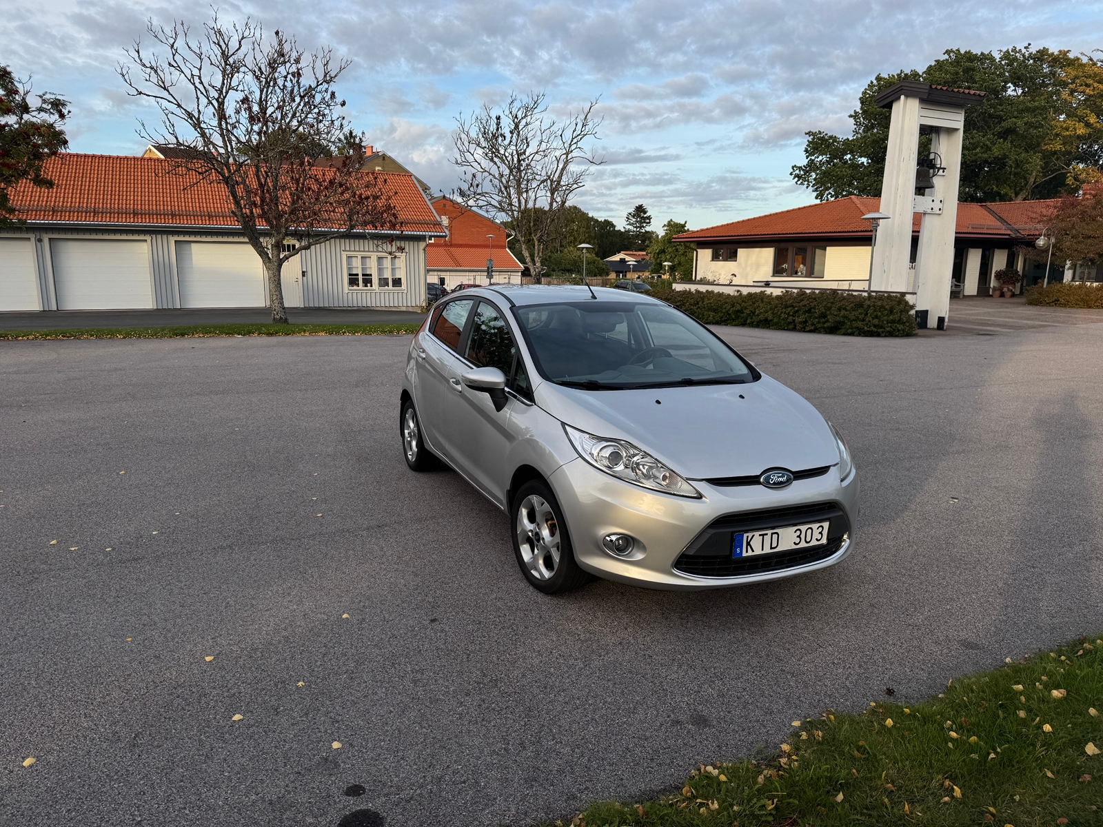 Ford Fiesta 5-dörrar 1.25 Manuell 2010, kuva 2/7