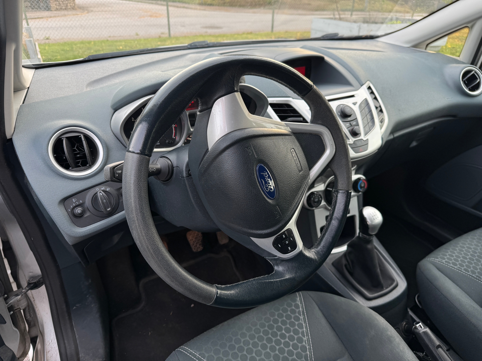 Ford Fiesta 5-dörrar 1.25 Manuell 2010, kuva 5/7