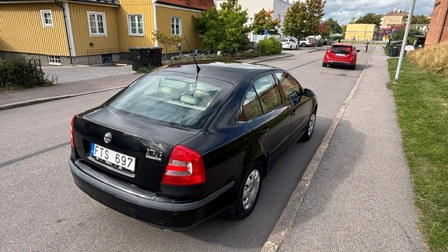 Skoda Octavia 2.0 FSI TipTronic Elegance 2008, photo 4/10