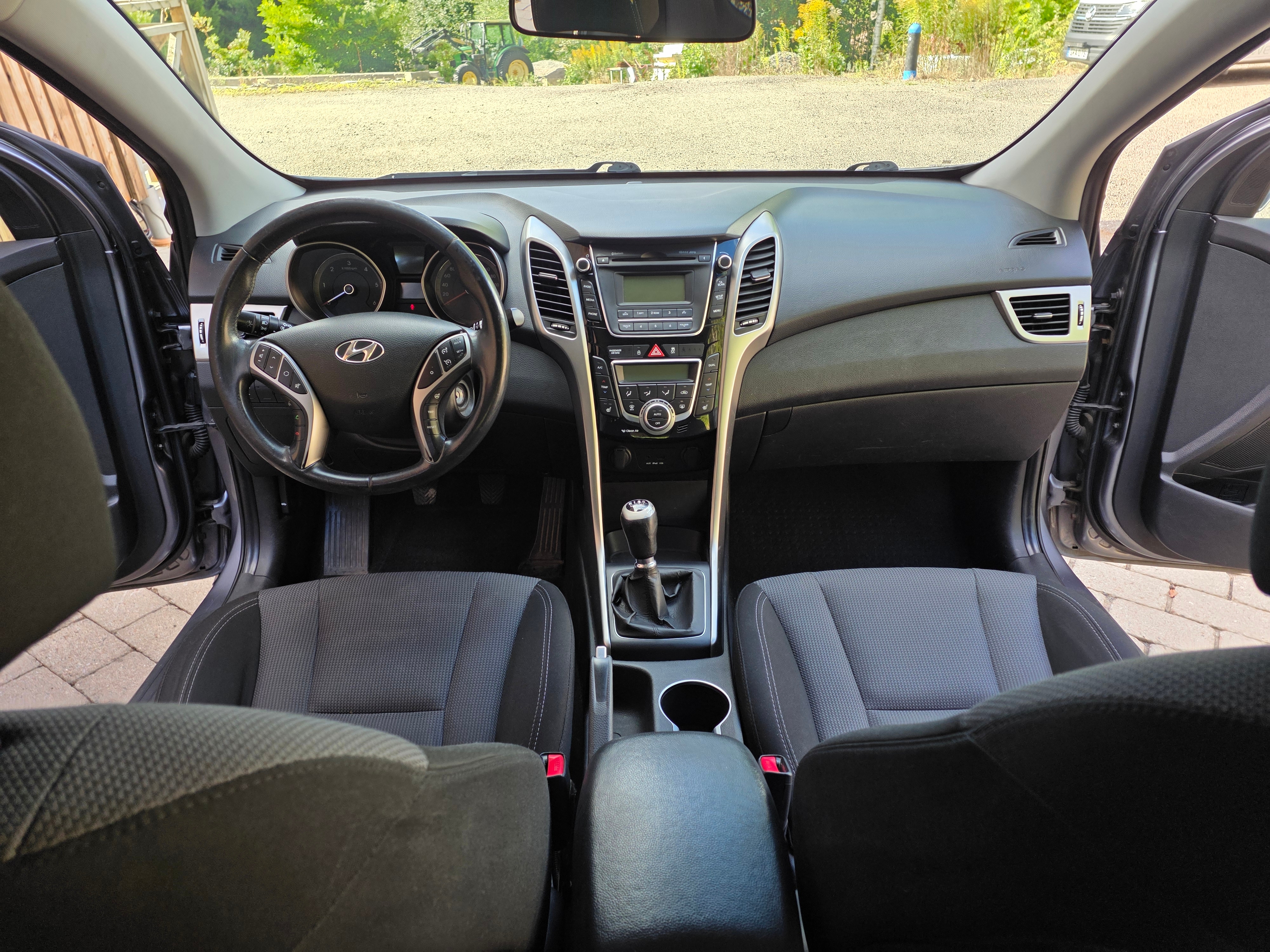 Hyundai i30 Kombi 1.6 CRDi Manuell 2013, bild 5/6