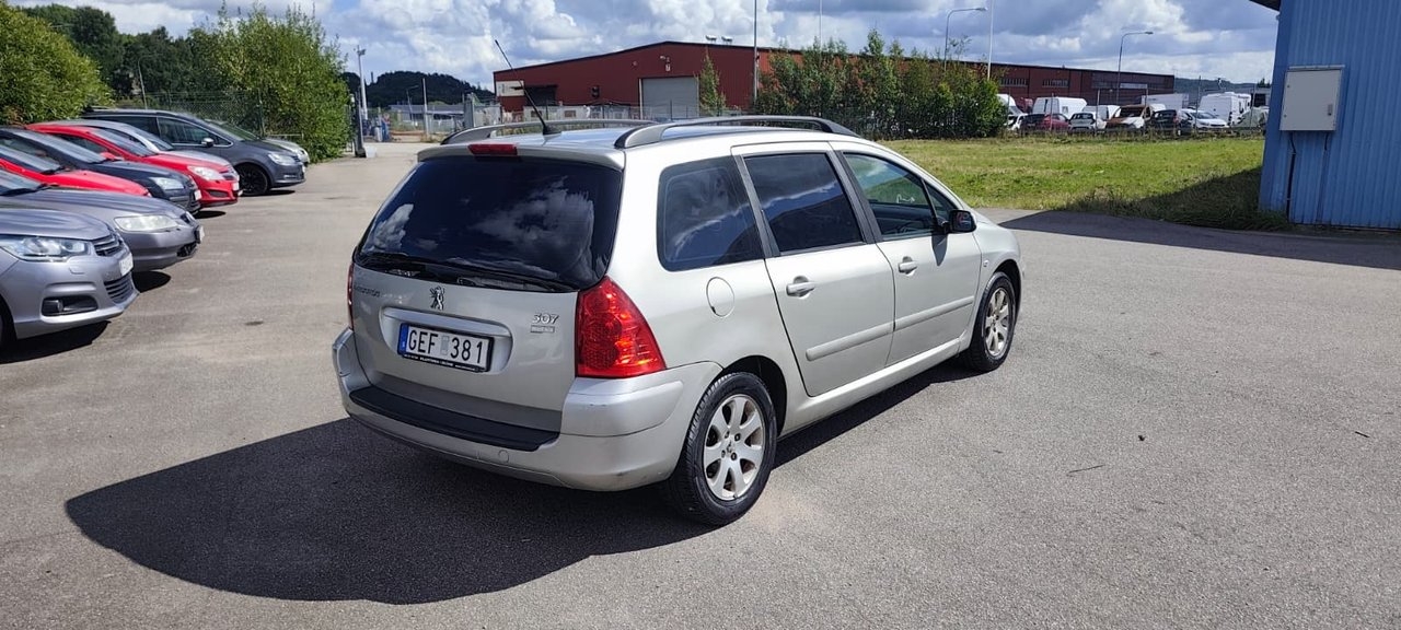 Peugeot 307 Break 1.6 Bioflex lågmil 2008, bild 4/5