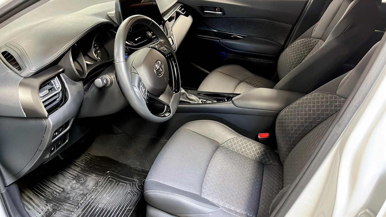 Toyota C-HR 2023, bild 7/12