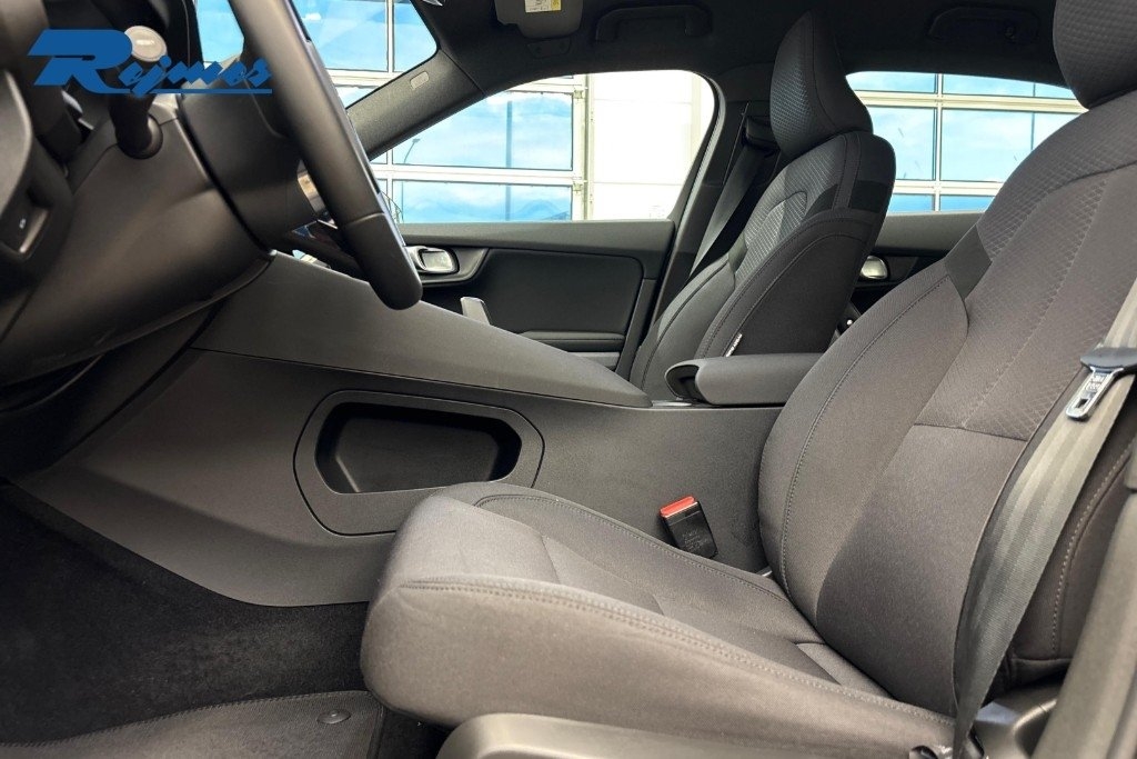 Polestar 2 2022, kuva 6/10