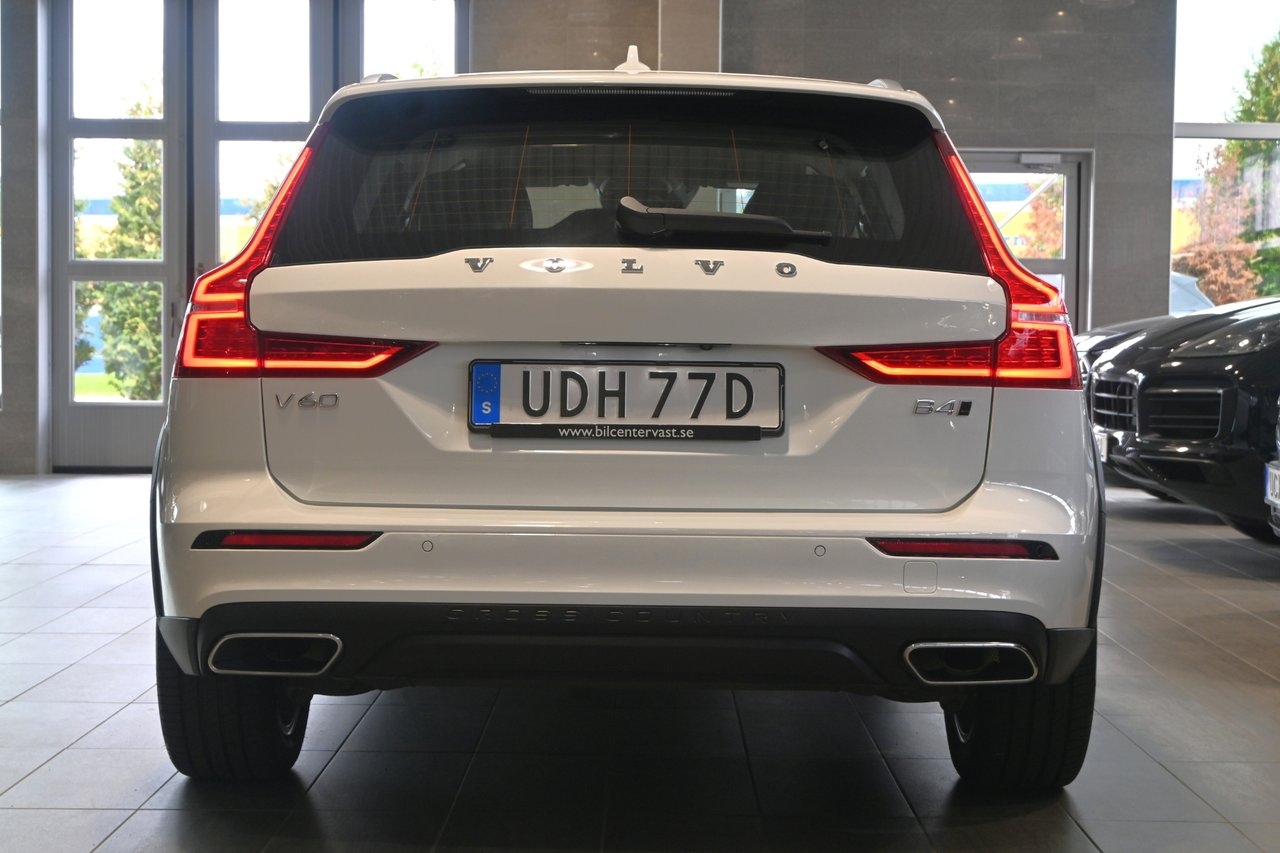 Volvo V60 Cross Country 2022, bild 4/10
