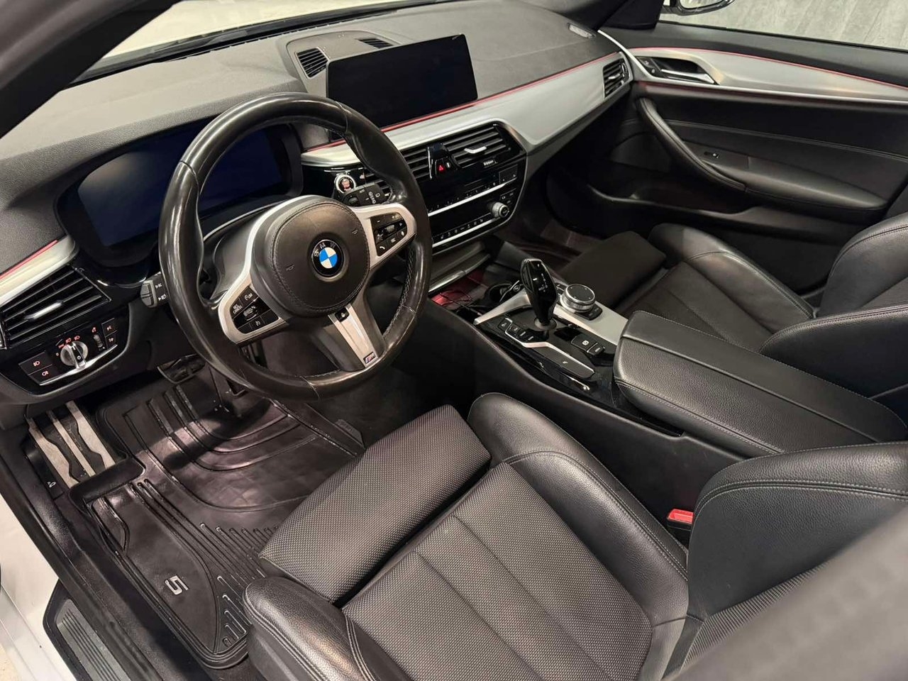 BMW 520 2020, bild 7/10