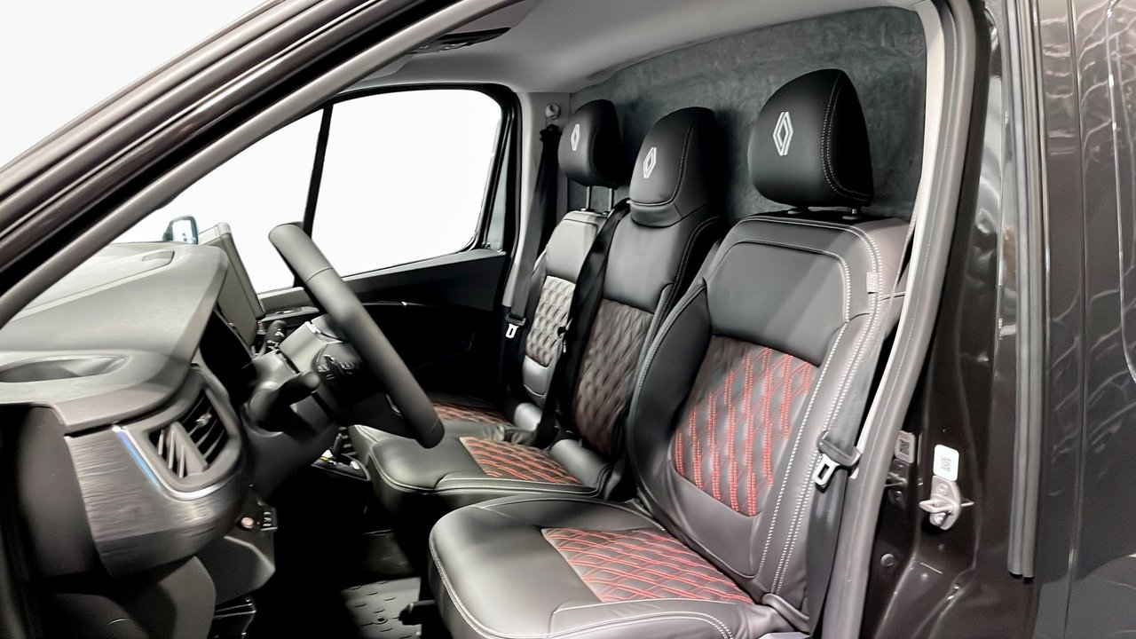 Renault Trafic 2026, photo 5/9
