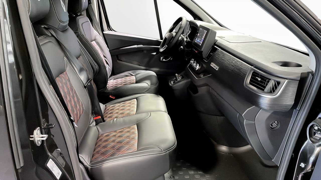 Renault Trafic 2026, photo 3/9