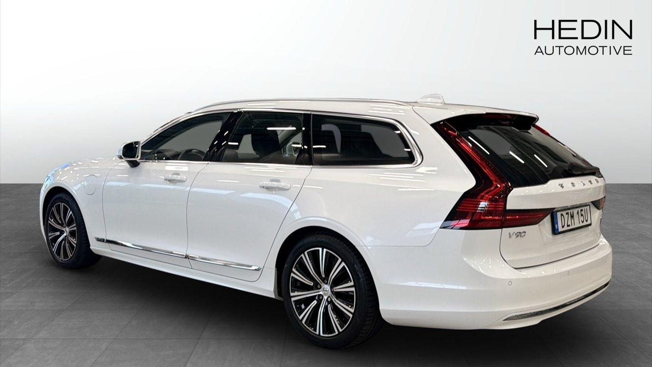 Volvo V90 2021, kuva 2/10
