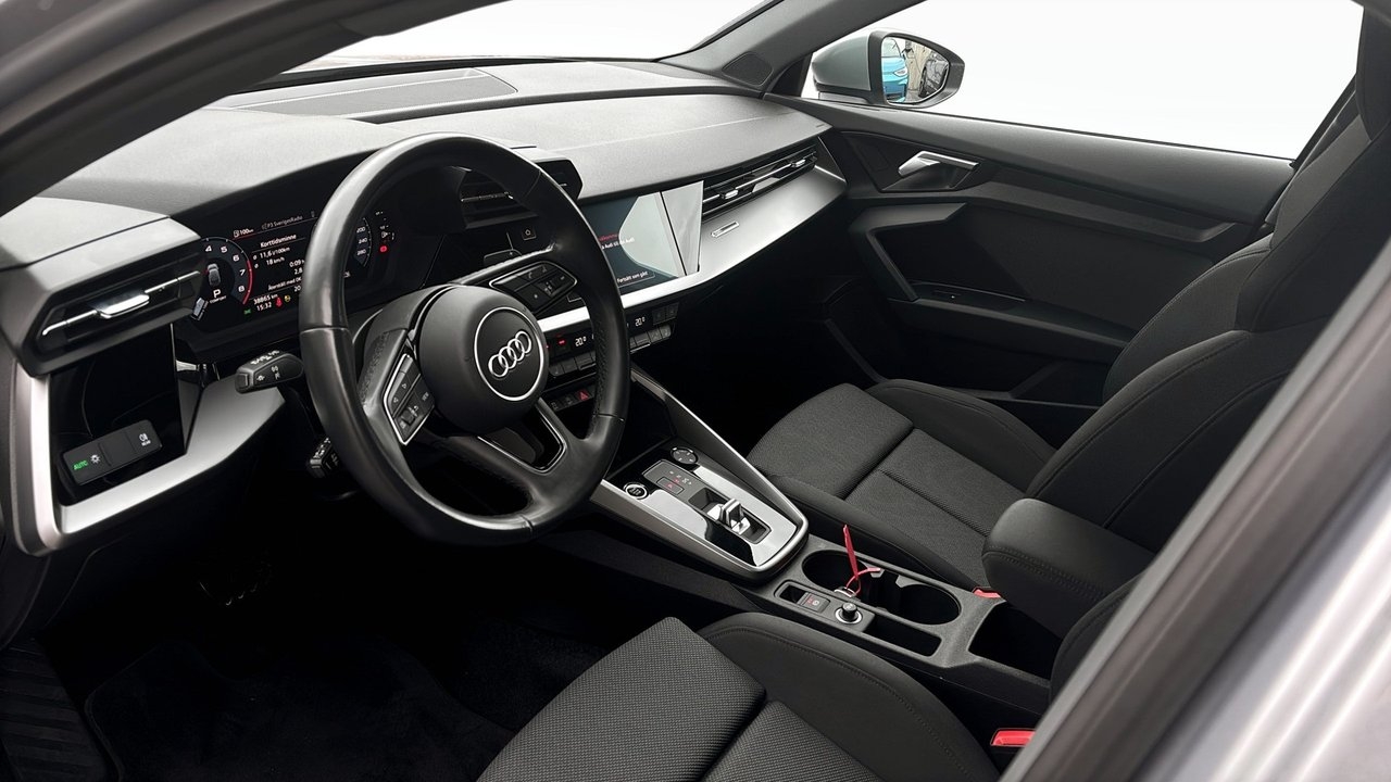 Audi A3 2024, bild 7/10