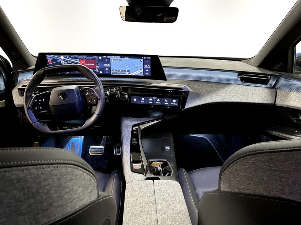 Peugeot 5008 GT Hybrid 145hk Aut 7-SITS 2025, bild 6/10