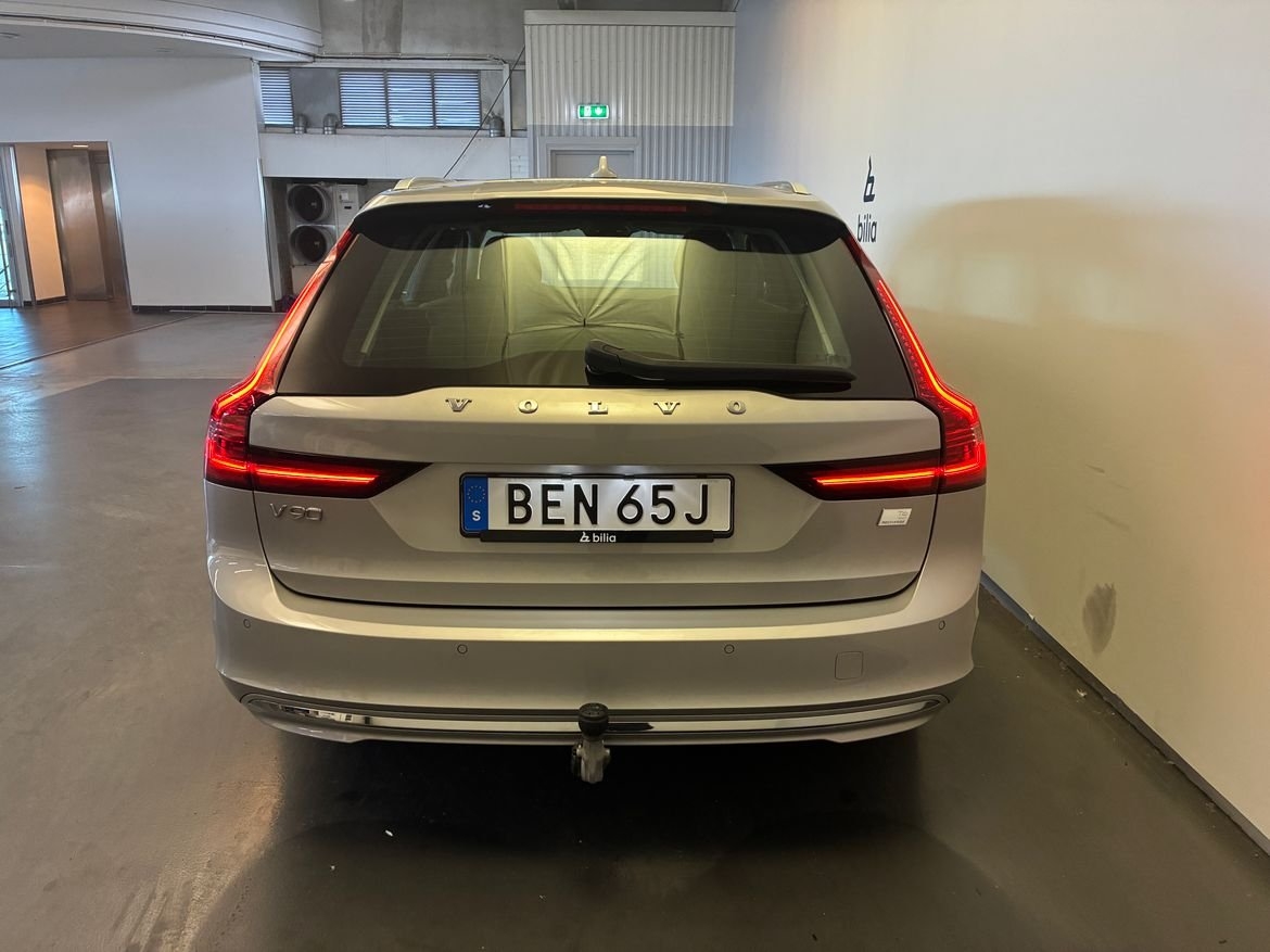 Volvo V90 Recharge T6 Core Edition 2024, kuva 7/10