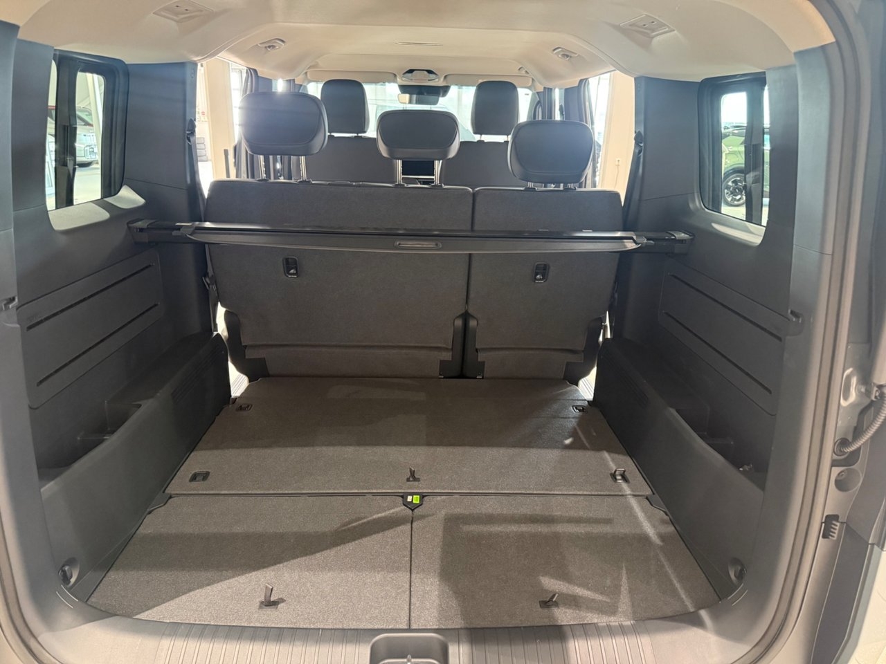 Kia PV5 2026, bild 7/10