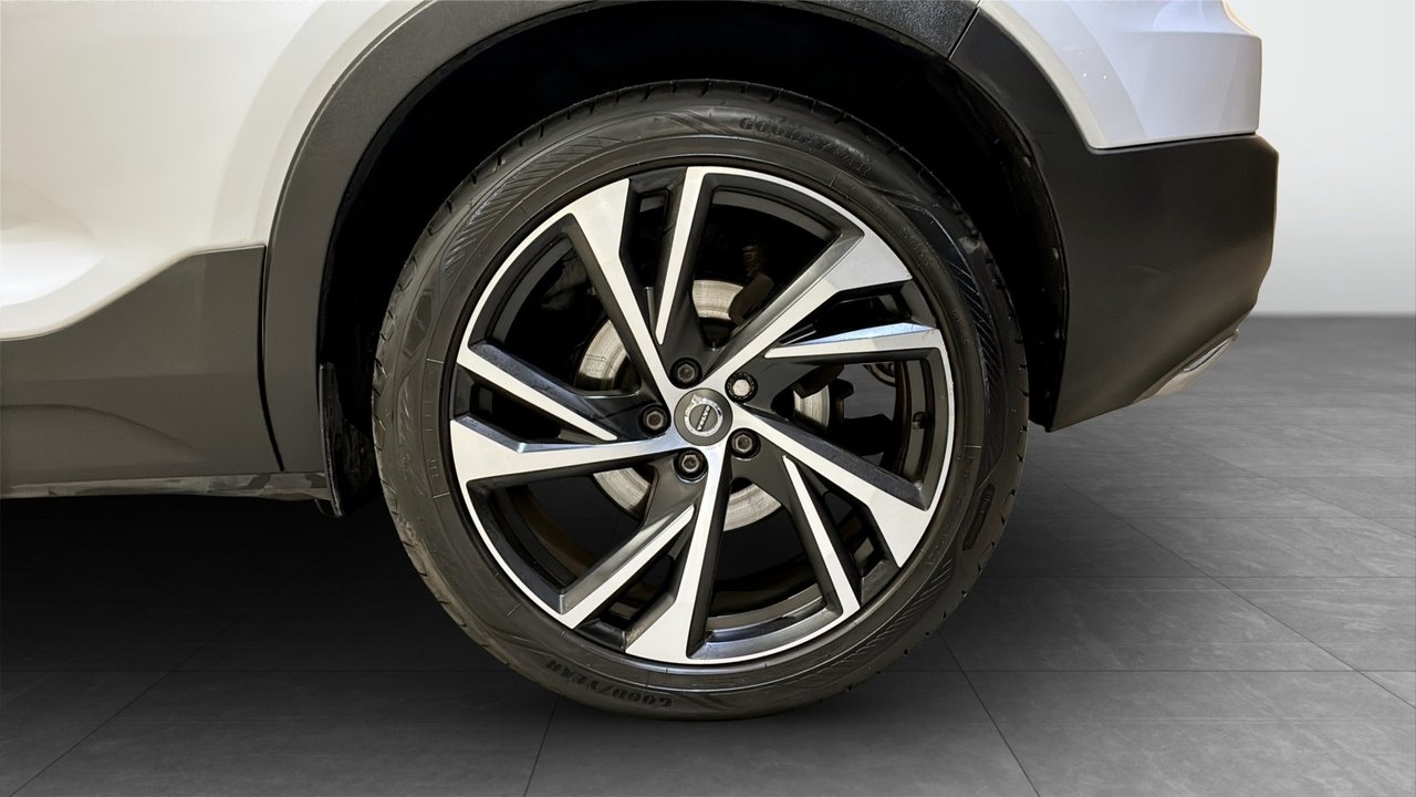 Volvo XC40 2020, kuva 6/10