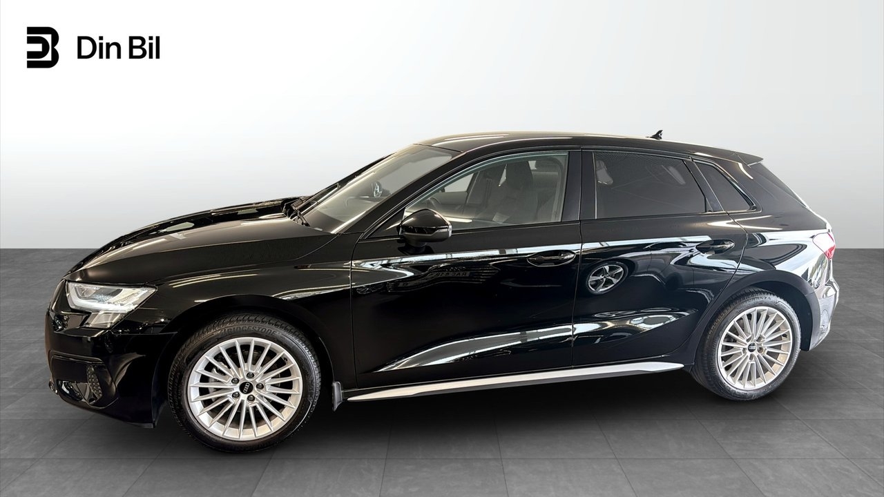 Audi A3 2023, bild 2/10