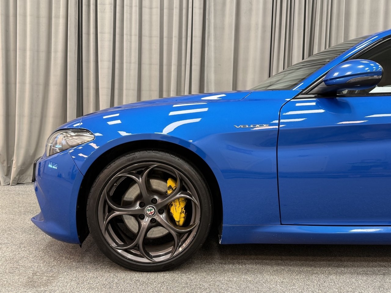 Alfa Romeo Giulia 2017, bild 4/10