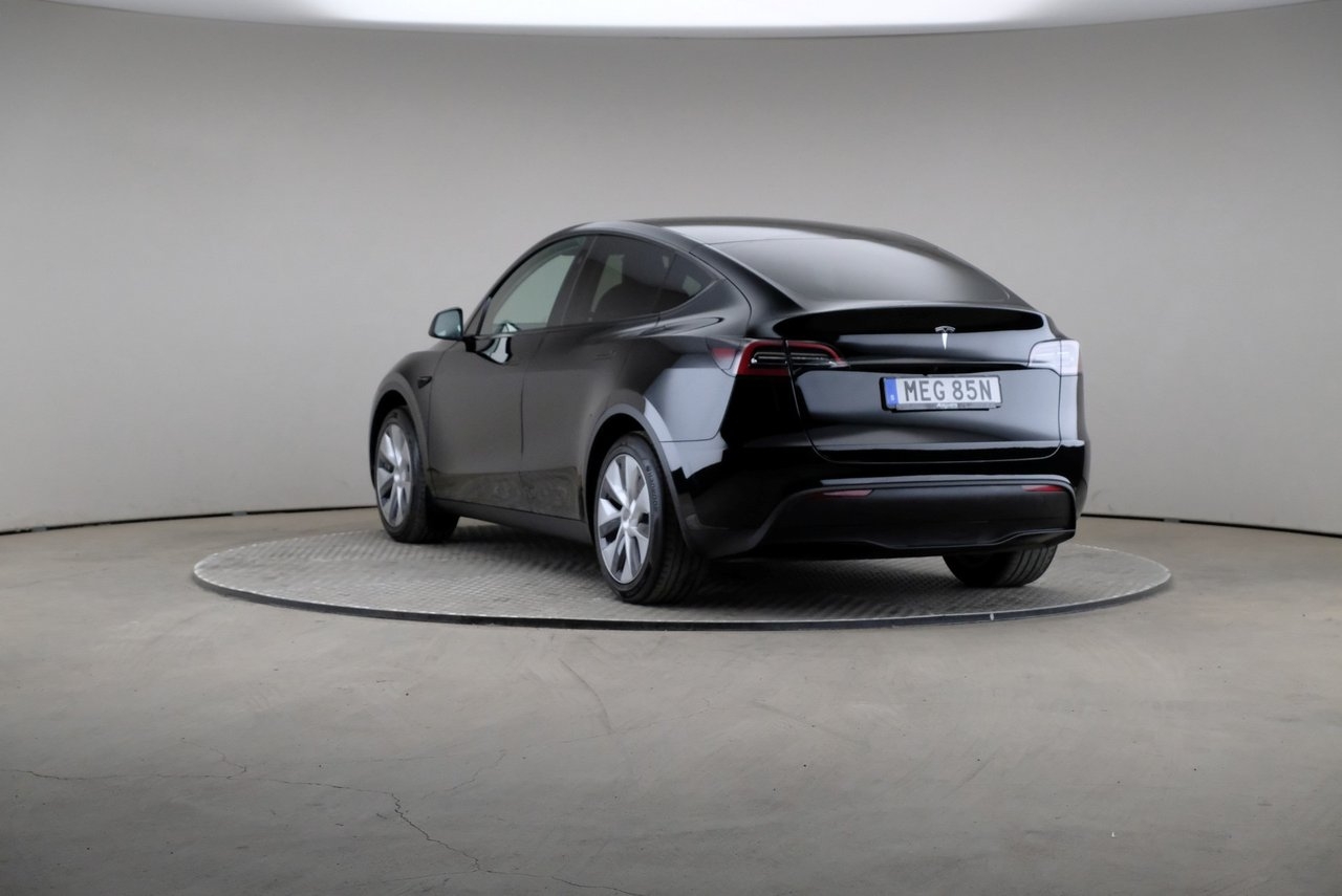 Tesla Model Y 2024, bild 2/10