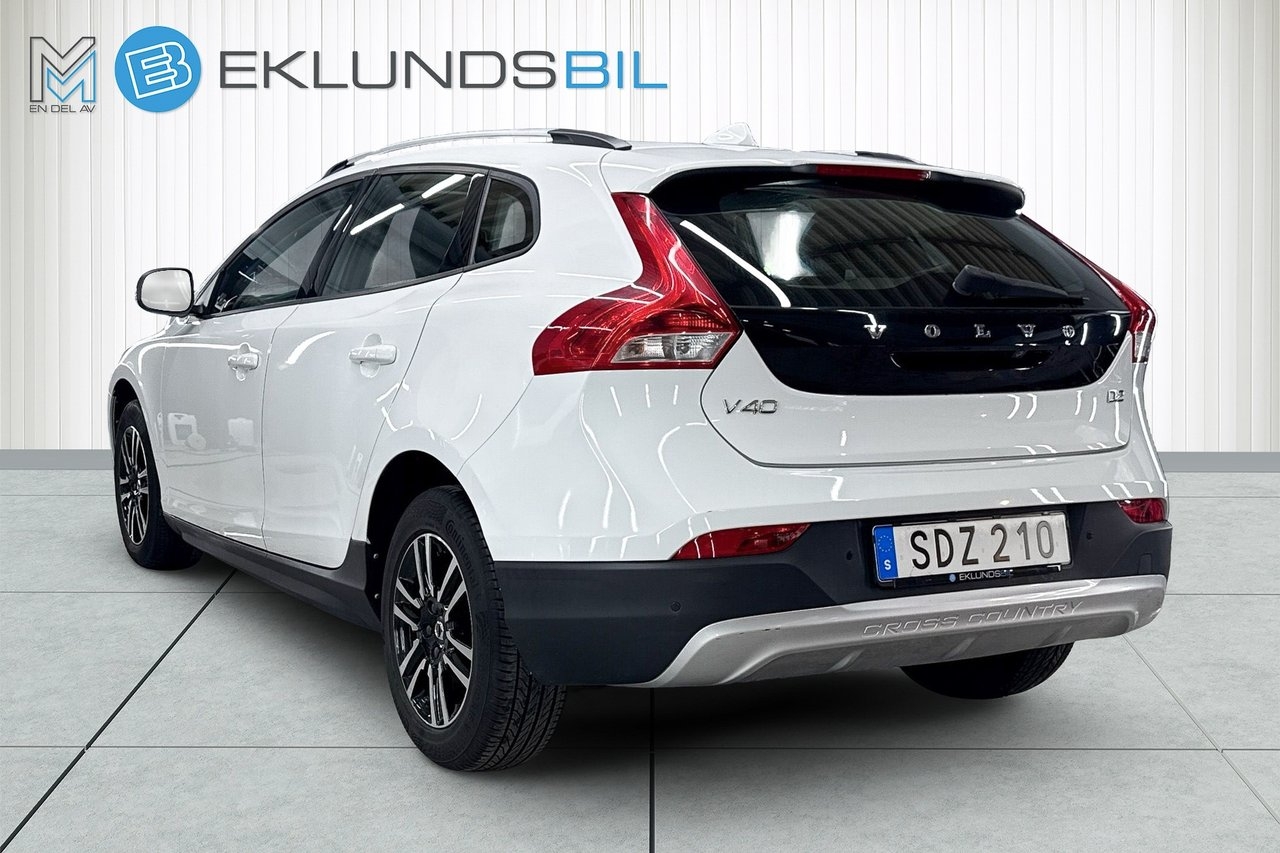Volvo V40 Cross Country 2017, kuva 3/10