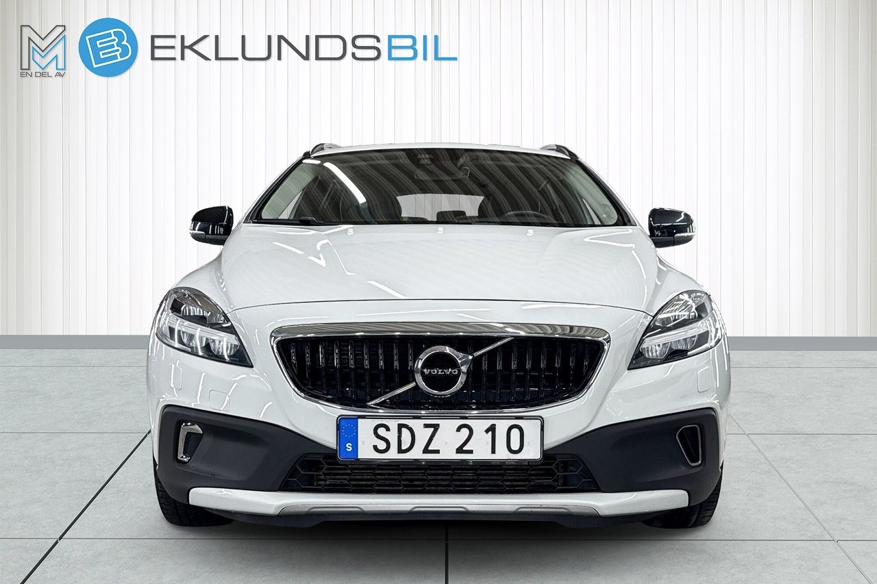 Volvo V40 Cross Country 2017, kuva 7/10