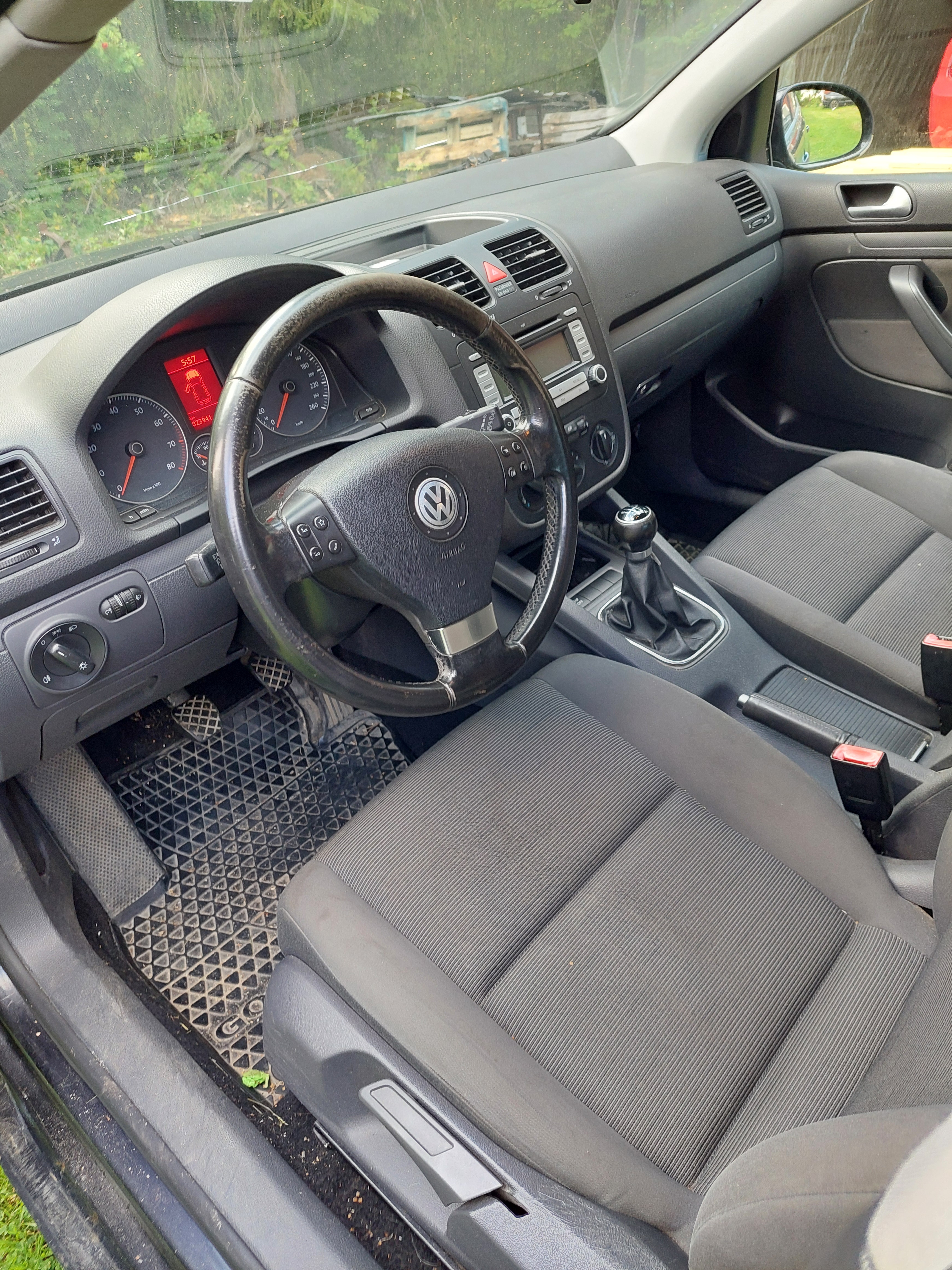 Volkswagen Golf V 5-dörrar 1.6 Manuell 2008, bild 4/8