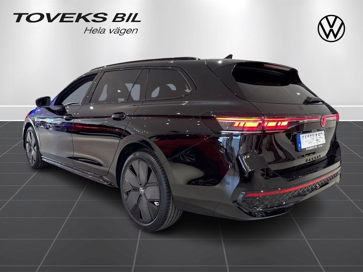 Volkswagen Passat R-line 272hk eHybrid 2027, bild 6/10
