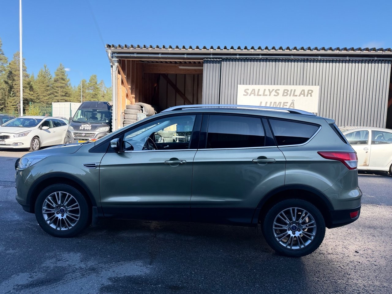 Ford Kuga 2013, photo 5/10