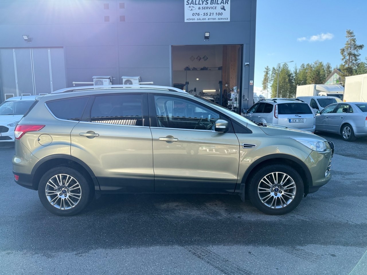 Ford Kuga 2013, photo 6/10