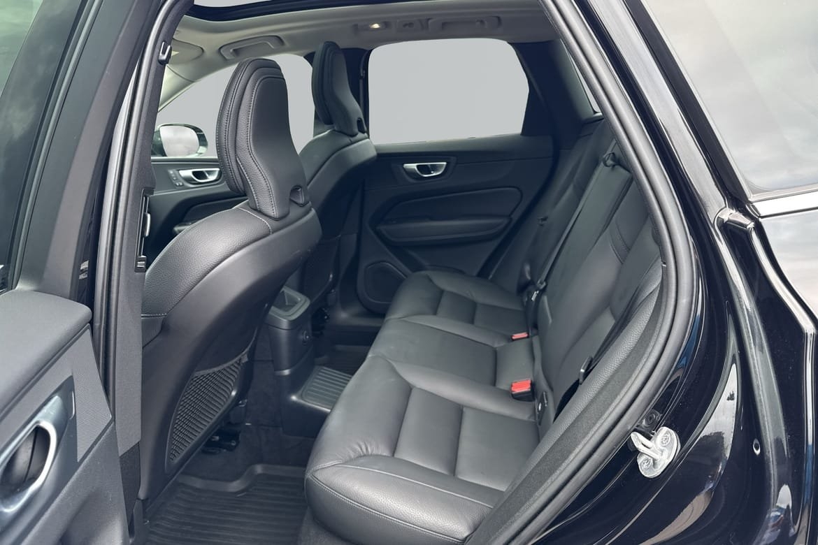 Volvo XC60 Recharge T6 Core Edition 2024, bild 7/20