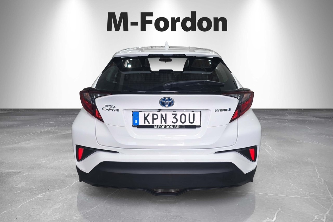 Toyota C-HR 2021, kuva 4/10