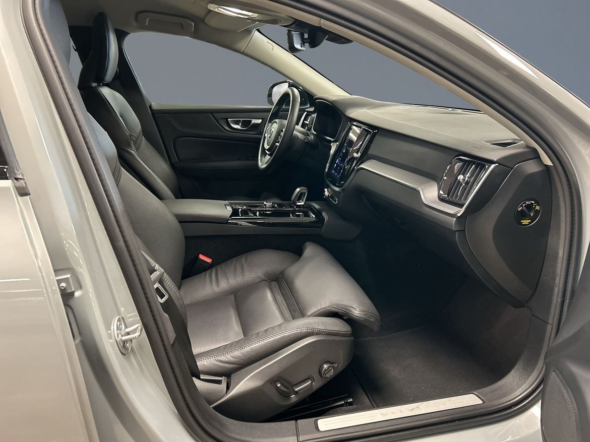 Volvo V60 2025, bild 7/16