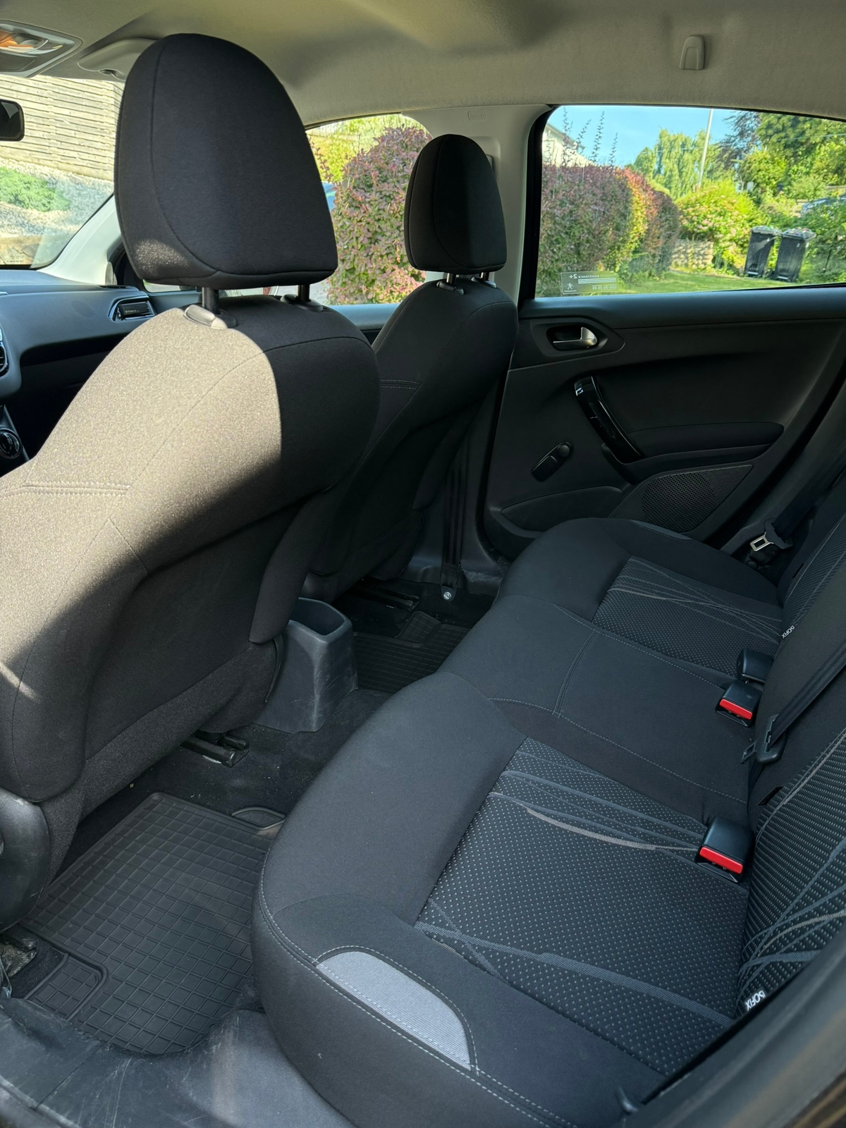 Peugeot 208 5-dörrar 1.4 VTi 95 Manuell 2012, bild 6/10