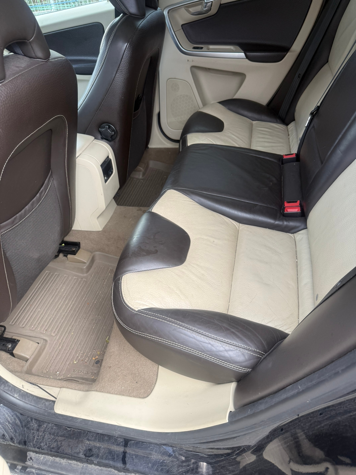 Volvo XC60 D3 AWD Geartronic 2011, bild 5/5
