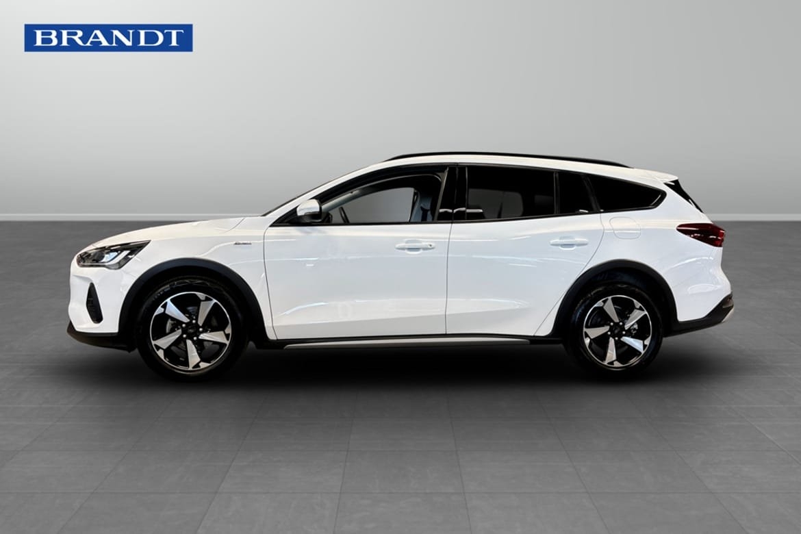 Ford Focus 2023, bild 3/9