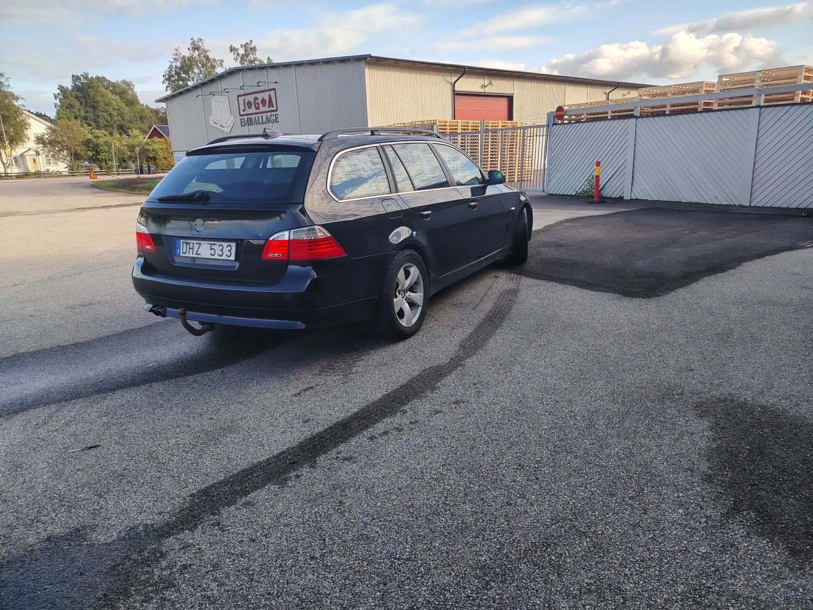 BMW 525 xd Touring Manuell 2008, kuva 2/8