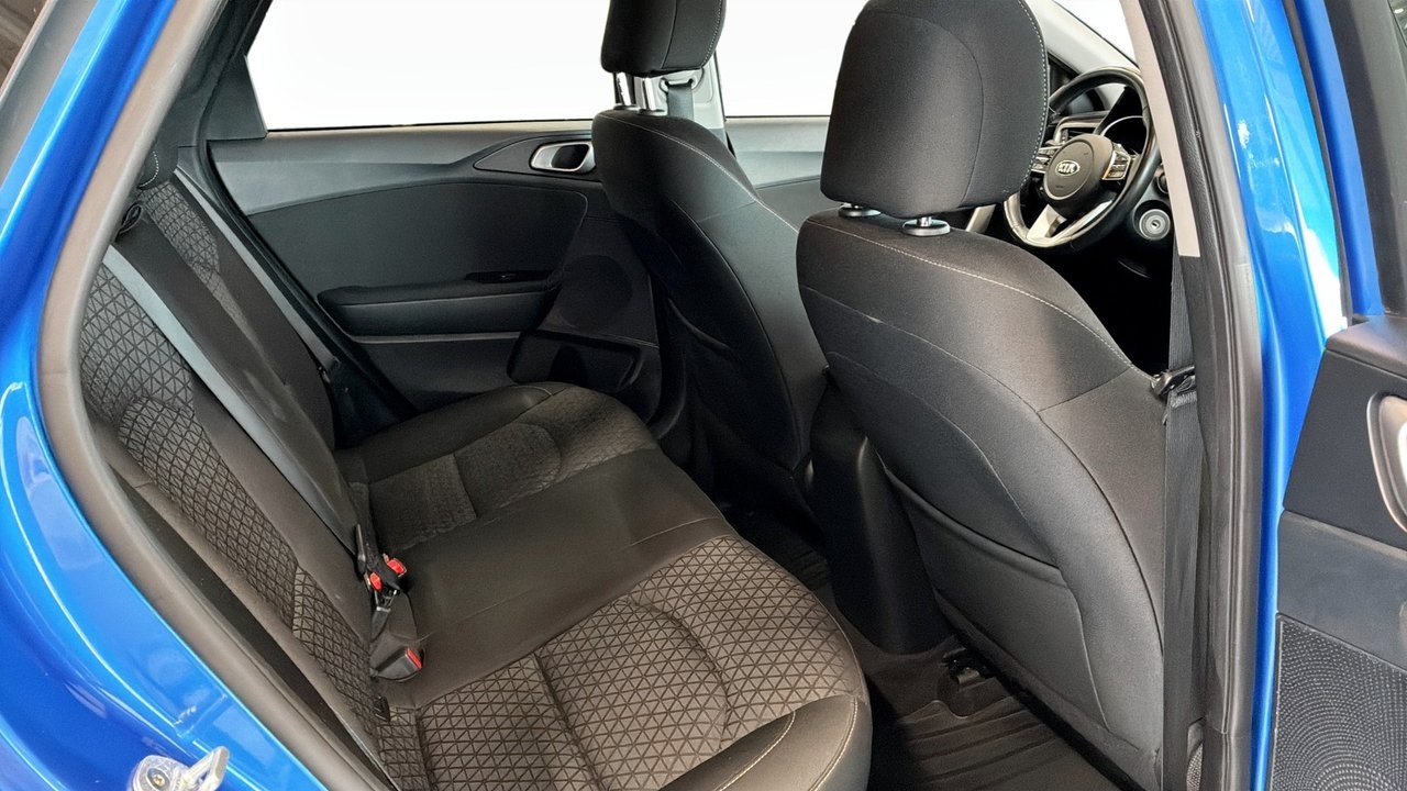 Kia Ceed 1.4 T-GDI DCT ADVANCE 2019, photo 5/9