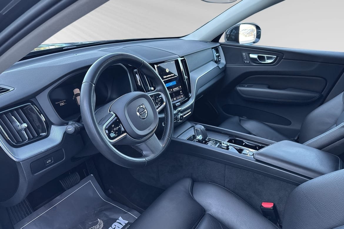 Volvo XC60 B5 AWD Bensin Plus Bright 2023, bild 7/15